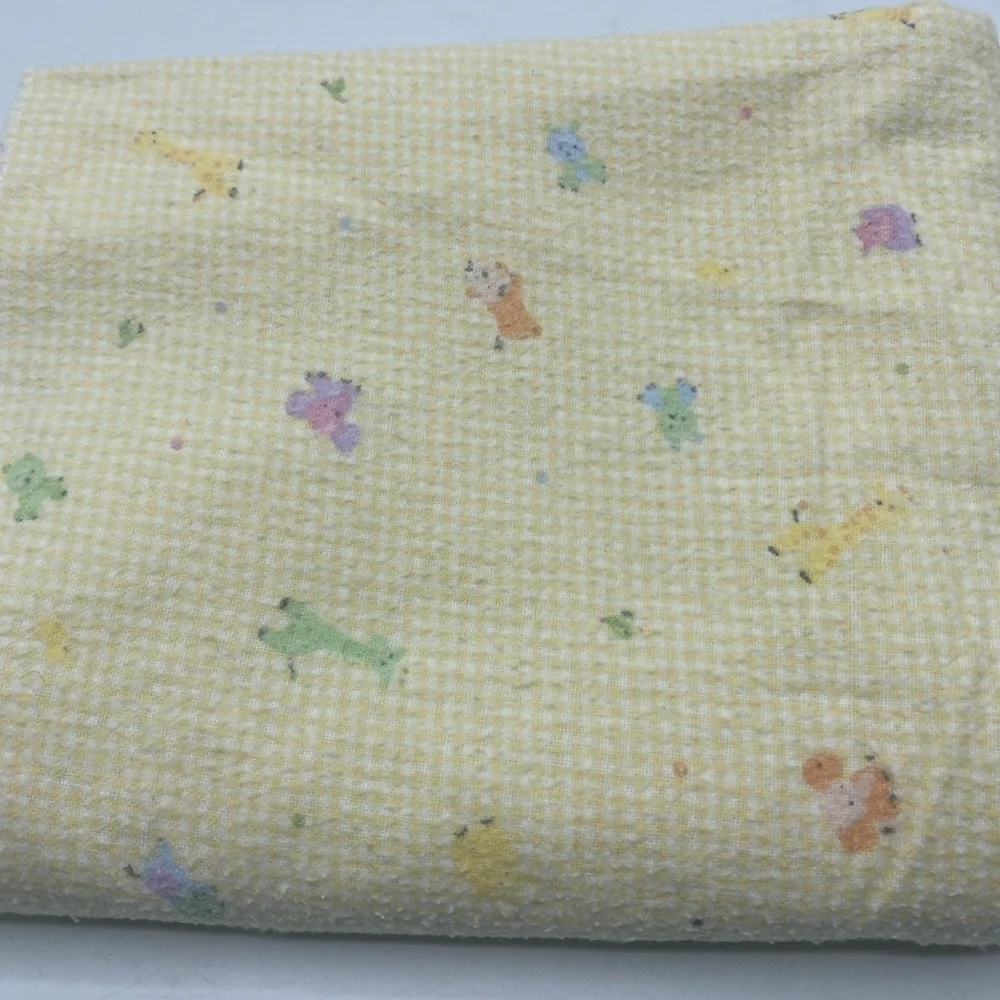 Vintage Carters Baby Receiving Blanket Yellow Giraffe Elephant Tiger Zoo Print